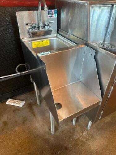 DESCRIPTION UNDER BAR STAINLESS HAND SINK W/ BLENDER SHELF. BRAND / MODEL: PERLICK ADDITIONAL INFORMATION HEAVY DUTY STAINLESS LOCATION BAR QTY 1