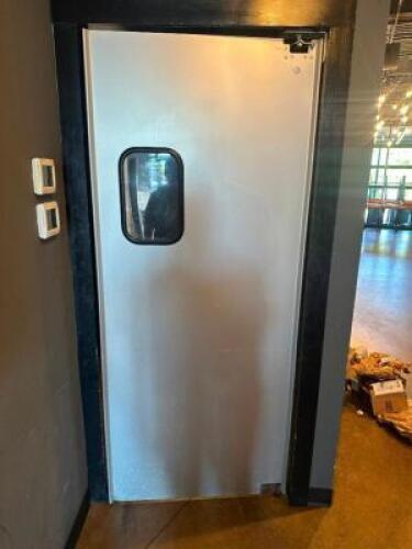 DESCRIPTION ELAISON 32" X 80" KITCHEN SWING DOOR W/ WINDOW BRAND / MODEL: ELAISON ADDITIONAL INFORMATION TOOLS REQUIRED FOR REMOVAL. SIZE 32" X 80" LO