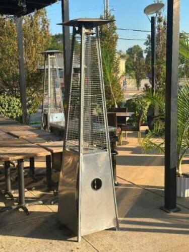 DESCRIPTION FREE STANDING PATIO HEATER BRAND / MODEL: LIVING ACCENTS THIS LOT IS: ONE MONEY SIZE 88" X 20" LOCATION PATIO QTY 1