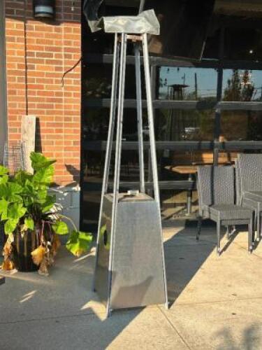 DESCRIPTION FREE STANDING PATIO HEATER BRAND / MODEL: LIVING ACCENTS ADDITIONAL INFORMATION BROKEN THIS LOT IS: ONE MONEY SIZE 88" X 20" LOCATION PATI