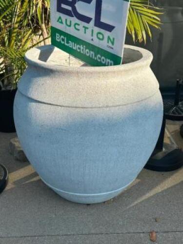 DESCRIPTION LARGE CONCRETE PLANTER ADDITIONAL INFORMATION CONTENTS INCLUDED. THIS LOT IS: ONE MONEY LOCATION PATIO QTY 1