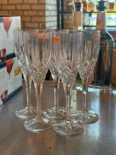 DESCRIPTION (5) - CHAMPAGNE GLASSES THIS LOT IS: SOLD BY THE PIECE LOCATION BAR QTY 5