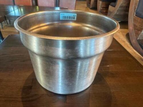 DESCRIPTION 11" ROUND STAINLESS CROCK INSERT LOCATION MAIN SEATING QTY 1