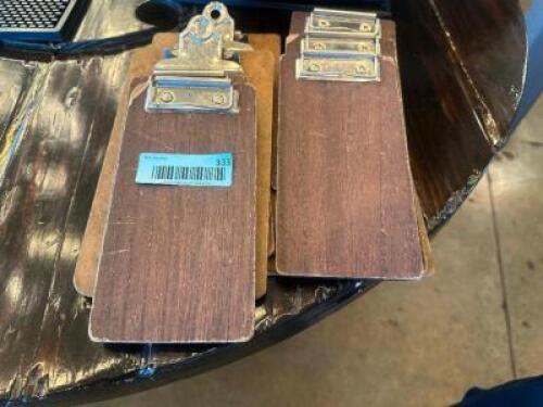 DESCRIPTION (1) LOT OF SMALL BAR CLIP BOARDS THIS LOT IS: ONE MONEY LOCATION BAR QTY 1