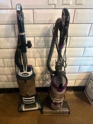 DESCRIPTION (2) VACUUM CLEANERS THIS LOT IS: SOLD BY THE PIECE LOCATION ENTRANCE QTY 2