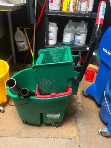 DESCRIPTION MOP BUCKET AND WRINGER LOCATION KITCHEN QTY 1