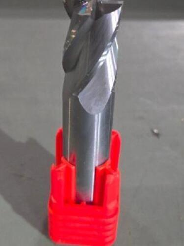 DESCRIPTION: (2) SOLID CARBIDE GP STUB SQ ENDMILL BRAND/MODEL: FULLERTON 32153 SIZE: 5/8" DIA RETAIL$: 163.98 QTY: 2