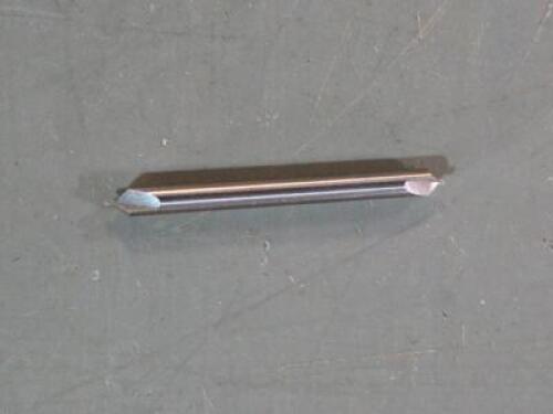 DESCRIPTION: (2) SOLID CARBIDE COMBO DRILL COUNTERSINK BRAND/MODEL: HERTEL 74148503 SIZE: #0 1/8" BODY RETAIL$: 44.04 QTY: 2