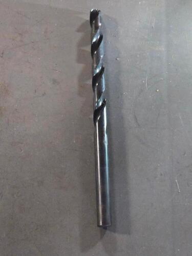 DESCRIPTION: (1) HSS TAPER LENGTH DRILL BIT BRAND/MODEL: UNION BUTTERFIELD 4710112 SIZE: 51/32" RETAIL$: 27.42 QTY: 1