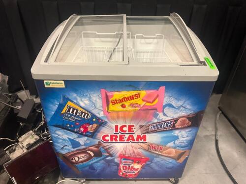 DESCRIPTION VB-2HC ICE CREAM DEEP FREEZER MERCHANDISER. BRAND / MODEL: VB-2HC LOCATION THEATER QTY 1