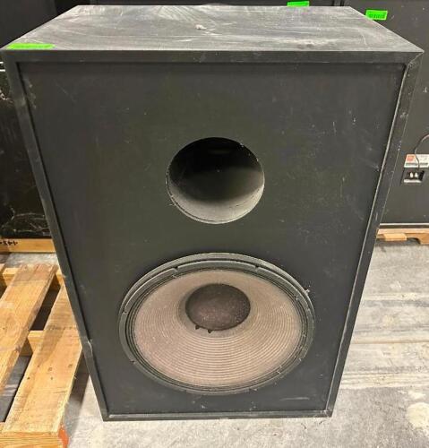 DESCRIPTION JBL 4641 PROFESSIONAL CINEMA SUBWOOFER BRAND / MODEL: JBL 4641 LOCATION LEFT SIDE CONSTRUCTION QTY 1
