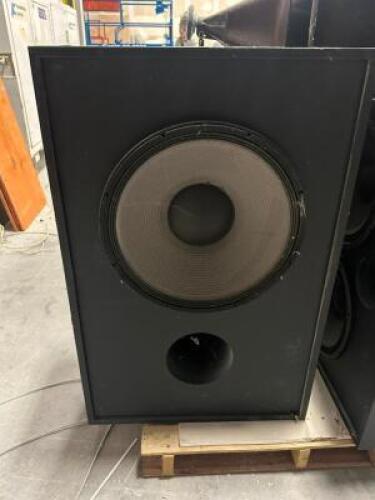 DESCRIPTION JBL 4641 PROFESSIONAL CINEMA SUBWOOFER BRAND / MODEL: JBL 4641 LOCATION LEFT SIDE CONSTRUCTION QTY 1