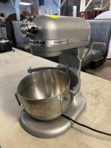 KITCHEN AID 2.5 QT MIXER W/ BOWL