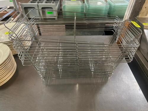 (6) FULL SIZE WIRE CHAFFING DISH STANDS