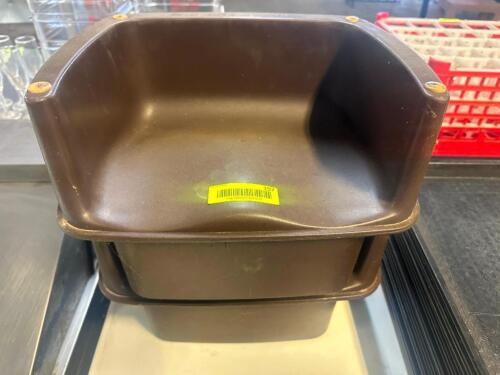(2) BROWN PLASTIC BOOSTER SEATS