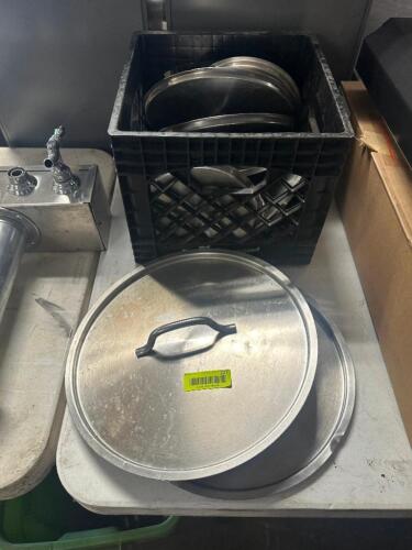 (1) LOT OF ASSORTED STAINLESS STOCK POT LIDS.