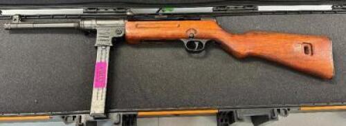 DESCRIPTION NON FIRING MP41 SELECT FIRE SUB MACHINE GUN. -HISTORICAL REPLICA DISPLAY PIECE ONLY, DOES NOT FUNCTION OR FIRE. LOCATION GUN COUNTER QTY 1
