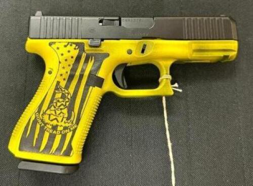 DESCRIPTION GLOCK 19 GEN 5 MOS 9mm GADSDEN PISTOL BRAND / MODEL: GLOCK SERIAL # CANX019 ADDITIONAL INFORMATION COMES WITH CAE, (2) EXTRA MAGS, AND ACC