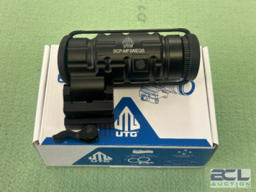 DESCRIPTION FLIP TO SIDE MAGNIFIER BRAND / MODEL: UTG SIZE OPTICS COUNTER LOCATION ONE MONEY QTY 1