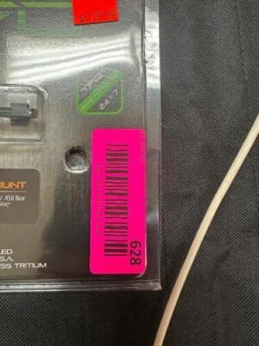 DESCRIPTION TRUGLO FIBER OPTIC HANDGUN SIGHTS FOR NOVAK LOMOUNT ADDITIONAL INFORMATION RETAILS FOR $109.99 LOCATION GUN COUNTER QTY 1