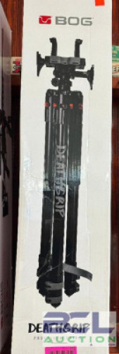 DESCRIPTION BOG DEATH GRIP PRECISION TRIPOD BRAND / MODEL: BOG ADDITIONAL INFORMATION RETAILS FOR $183 LOCATION GUN COUNTER QTY 1