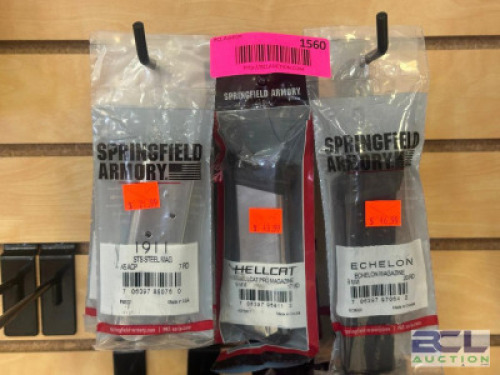 DESCRIPTION (10) - ASSORTED MAGAZINES BRAND / MODEL: SPRINGFIELD ARMORY ADDITIONAL INFORMATION SEE PHOTOS FOR CLOSE UP OF LOT CONTENTS. SIZE MAGAZINE