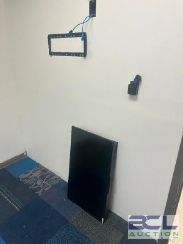 DESCRIPTION WALL MOUNTED TV SIZE BACK ROOM LOCATION ONE MONEY QTY 1