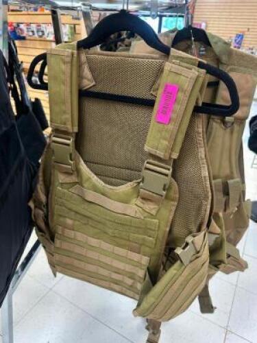 DESCRIPTION ROTHCO PLATE CARRIER VEST ADDITIONAL INFORMATION RETAILS FOR $74 LOCATION MIDDLE FLOOR QTY 1