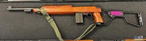 DESCRIPTION NON FIRING REPLICA M1A1 CARBINE PARATROOPER 1942 - HISTORICAL REPLICA DISPLAY PIECE ONLY, DOES NOT FUNCTION OR FIRE. LOCATION GUN COUNTER