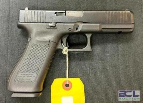 DESCRIPTION GLOCK 17 9mm PISTOL BRAND / MODEL: GLOCK SERIAL # CBSZ022 ADDITIONAL INFORMATION USED, NO CASE ADDITIONAL INFORMATION SALE OF THIS FIREARM