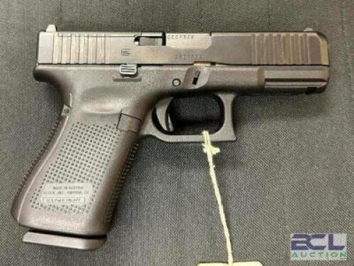 DESCRIPTION GLOCK 19 GEN 5 MOS 9mm MARKSMAN PISTOL BRAND / MODEL: GLOCK SERIAL # CEEF328 ADDITIONAL INFORMATION COMES WITH CASE, (2) EXTRA MAGS, AND A