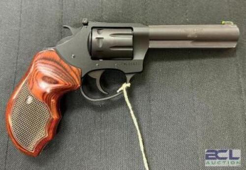 DESCRIPTION CHARTER ARMS TARGET PATHFINDER 22LR PISTOL BRAND / MODEL: CHARTER ARMS SERIAL # 24L05626 ADDITIONAL INFORMATION COMES WITH CASE ADDITIONAL