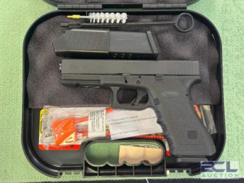 DESCRIPTION GLOCK 22 PISTOL ADDITIONAL INFORMATION CASE INCLUDED. SIZE OPTICS COUNTER LOCATION ONE MONEY QTY 1
