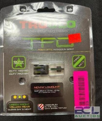 DESCRIPTION TRUGLO FIBER OPTIC HANDGUN SIGHTS FOR NOVAK LOMOUNT ADDITIONAL INFORMATION RETAILS FOR $109.99 LOCATION GUN COUNTER QTY 1