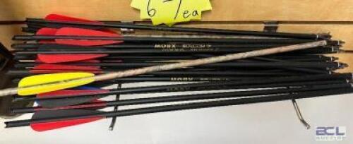 DESCRIPTION APPROX 15 SHORT ARROWS. ADDITIONAL INFORMATION RETAIL FOR $6 PER. THIS LOT IS: ONE MONEY LOCATION KNIFE COUNTER QTY 1