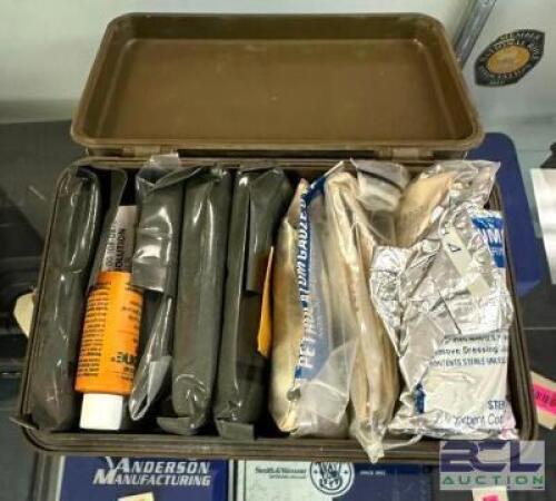 DESCRIPTION VINTAGE MILITARY MEDIC KIT LOCATION GUN COUNTER QTY 1