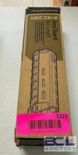 DESCRIPTION MAGPUL HANDGUARD MIDDLE LENGTH M-LOK ADDITIONAL INFORMATION RETAILS FOR $24 LOCATION MIDDLE FLOOR QTY 1