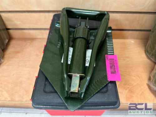 DESCRIPTION FOLDING TRENCH SHOVEL W/ CASE LOCATION MIDDLE FLOOR QTY 1