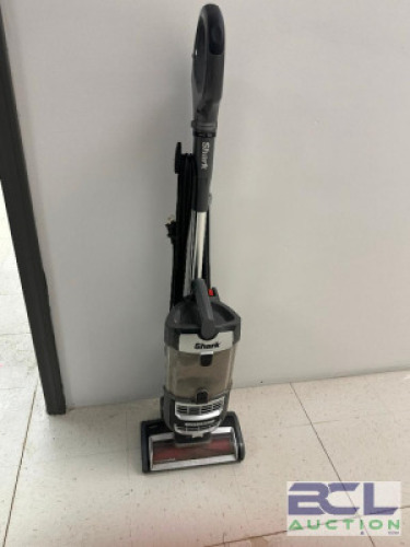 DESCRIPTION VACUUM SIZE STORAGE CLOSET LOCATION ONE MONEY QTY 1