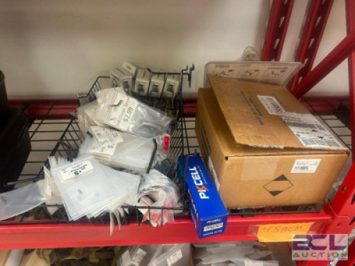 DESCRIPTION ASSORTED HARDWARE SIZE BACK ROOM LOCATION ONE MONEY QTY 1
