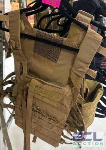 DESCRIPTION ROTHCO PROTECTIVE VEST W/ FRONT AND BACK PLATE POCKETS ADDITIONAL INFORMATION RETAILS FOR $64 LOCATION MIDDLE FLOOR QTY 1