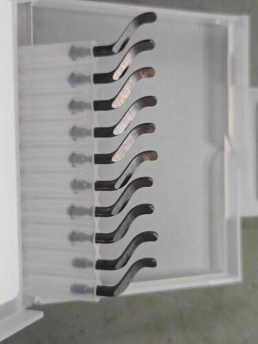 DESCRIPTION: (10) CARBIDE SWIVEL AND SCRAPER BLADES BRAND/MODEL: SHAVIV 05751722 SIZE: B10C RETAIL$: 99.8 QTY: 10