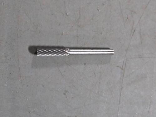 DESCRIPTION: (4) CARBIDE CYLINDER BUR BRAND/MODEL: WESTWARD 19D645 SIZE: 1/2"" DIA RETAIL$: 72.65 QTY: 4