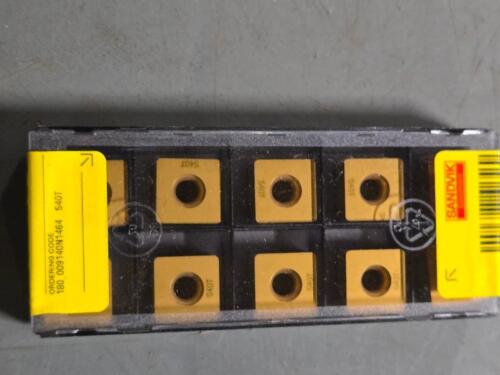 DESCRIPTION: (30) CARBIDE MILLING INSERTS BRAND/MODEL: SANDVIK COROMANT 180_009140N1464 S40T INFORMATION: 690-14016M-E-SL RETAIL$: 692 QTY: 30