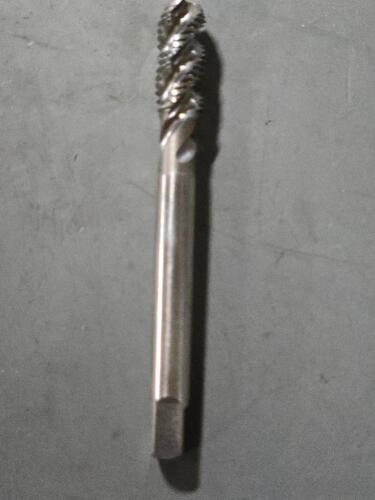 DESCRIPTION: (2) HSS BOTTOMING HAND TAP BRAND/MODEL: KENNAMETAL 08373011 SIZE: M12X1.75 RETAIL$: 202.8 QTY: 2