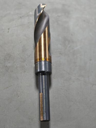 DESCRIPTION: (1) HSS REDUCED SHANK DRILL BIT BRAND/MODEL: DRILLCO 1000N154 SIZE: 27/32" RETAIL$: 54.35 QTY: 1