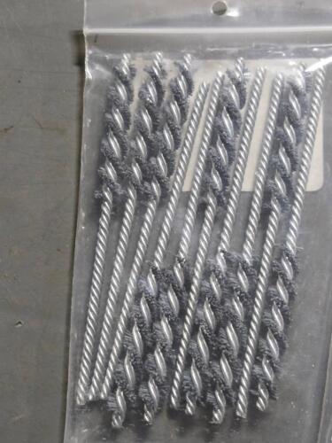 DESCRIPTION: (40) HELICAL POWER TUBE BRUSHES BRAND/MODEL: WEILER 21128 1PAW3 SIZE: 0.375" FILIMENT DIA RETAIL$: 658.8 QTY: 40