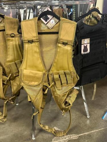 TACTICAL VEST