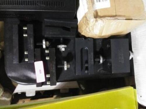DESCRIPTION: (1) LOT OF (5) KNURLING, TURNING & FACING HOLDER QUICK CHANGE TOOL HOLDER BRAND/MODEL: PHASE II INFORMATION: DIFFERENT SIZES QTY: 1