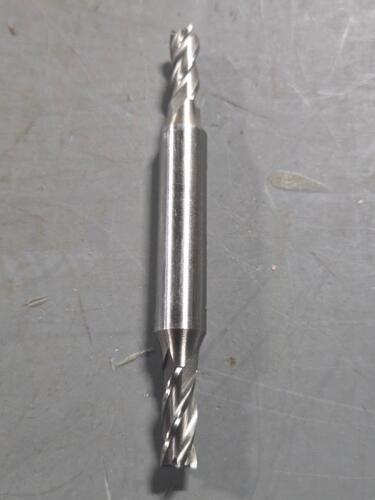 DESCRIPTION: (1) HSS DE SQ END MILL BRAND/MODEL: HERTEL 41117524 SIZE: 1/4" DIA 5/8" LOC 3/8" SD RETAIL$: 21.57 QTY: 1